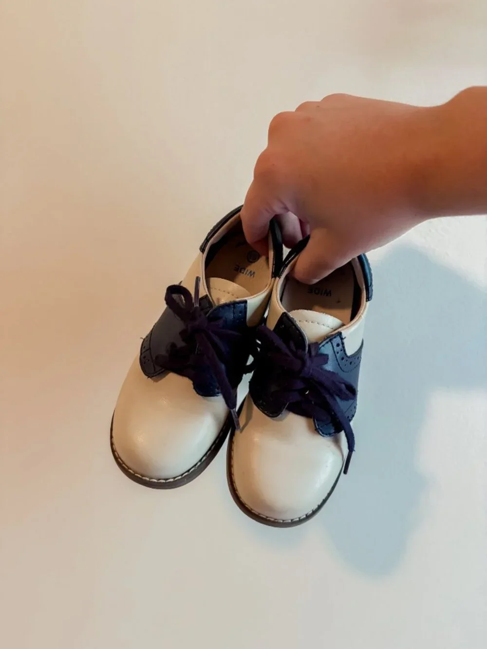 Footmates Toddler Saddle Shoes Navy White Wide Fit Size 10.5